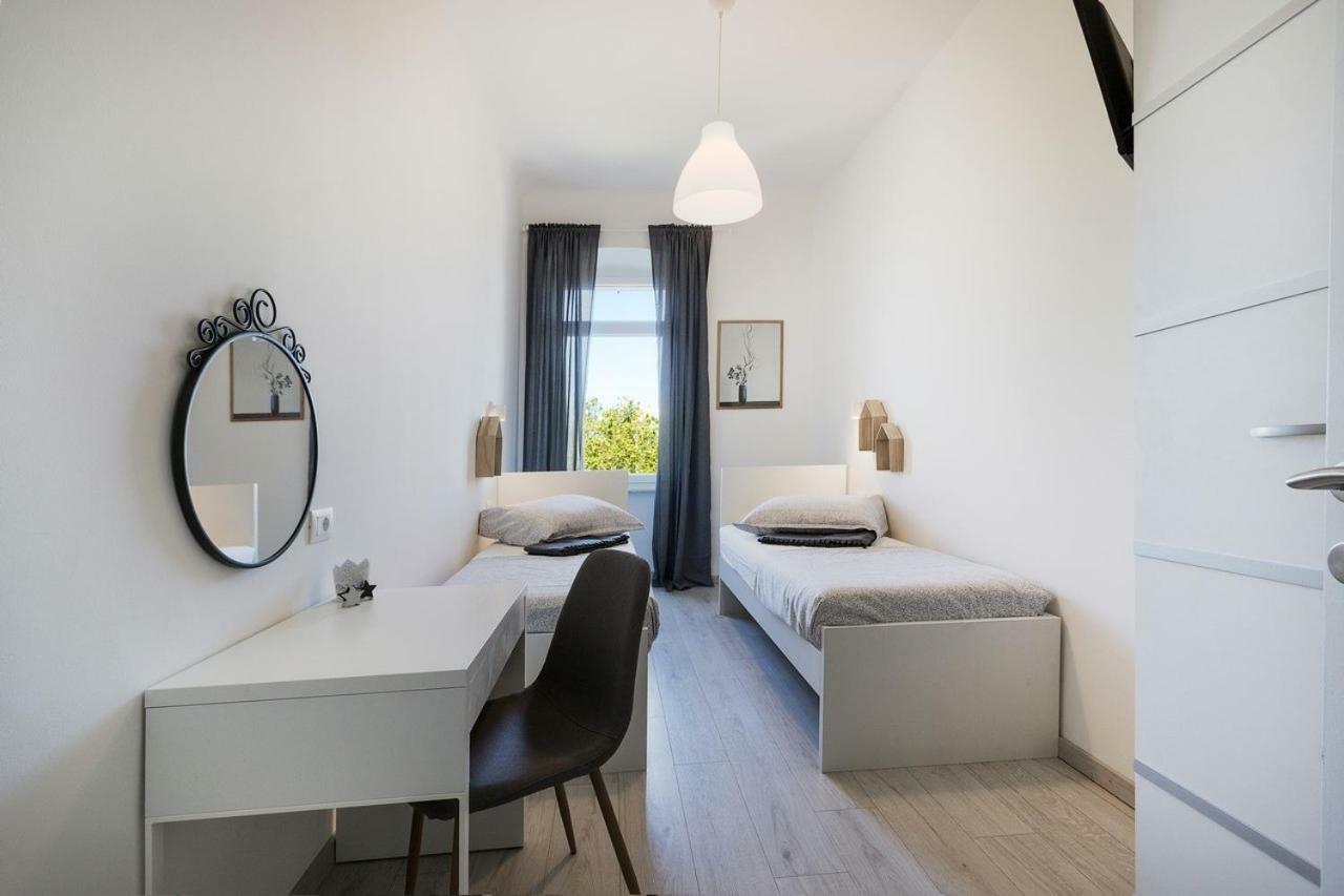 *** Lounge Terrace Apartment With The Harbour View / City Centre *** PUY Eksteriør bilde