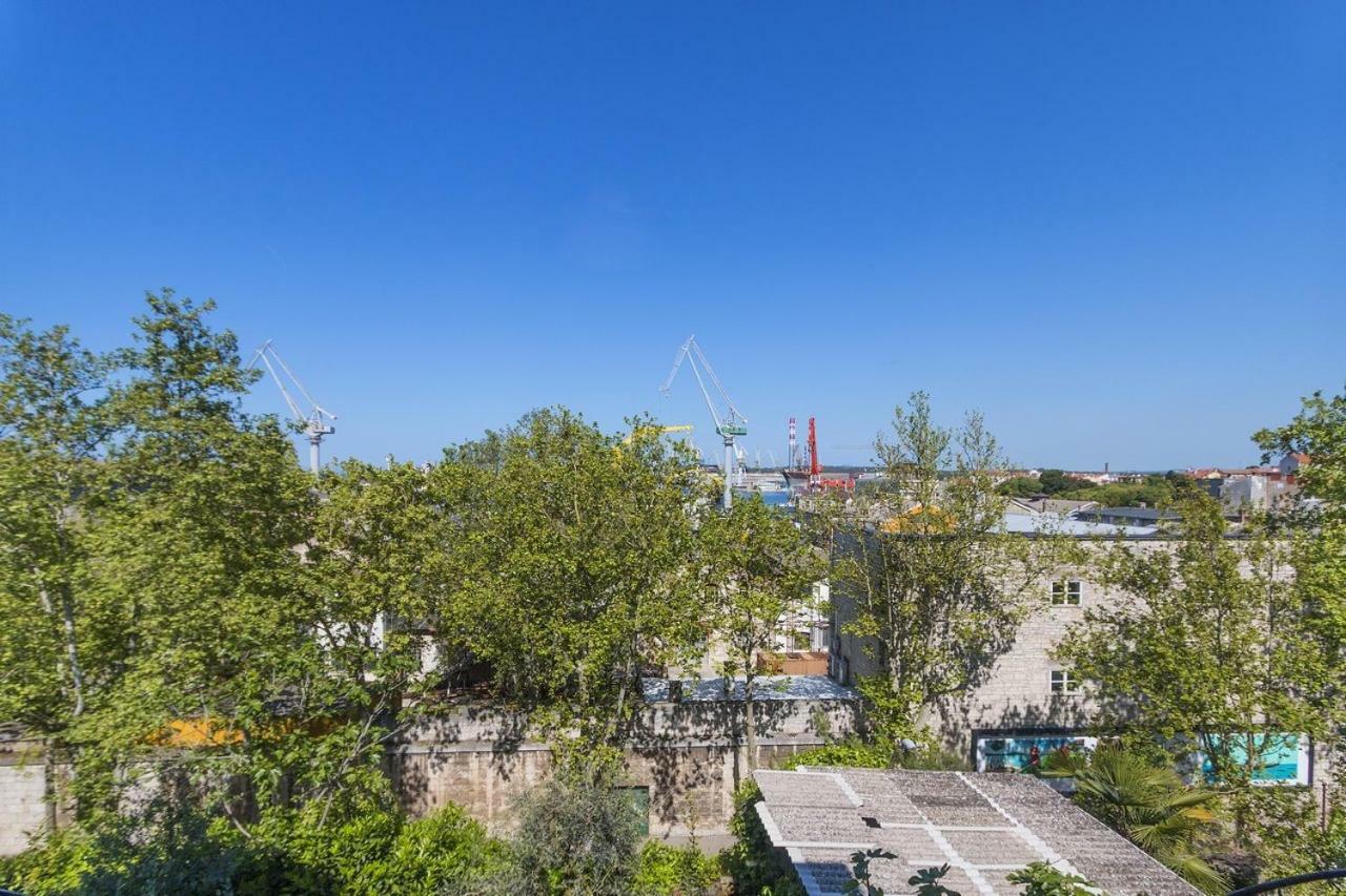 *** Lounge Terrace Apartment With The Harbour View / City Centre *** PUY Eksteriør bilde